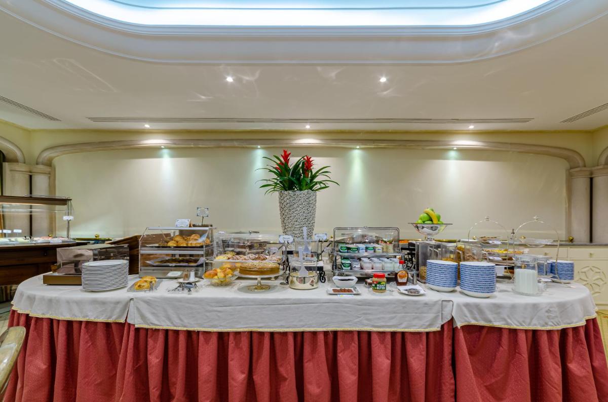 Refeições no hotel ou nas proximidades
