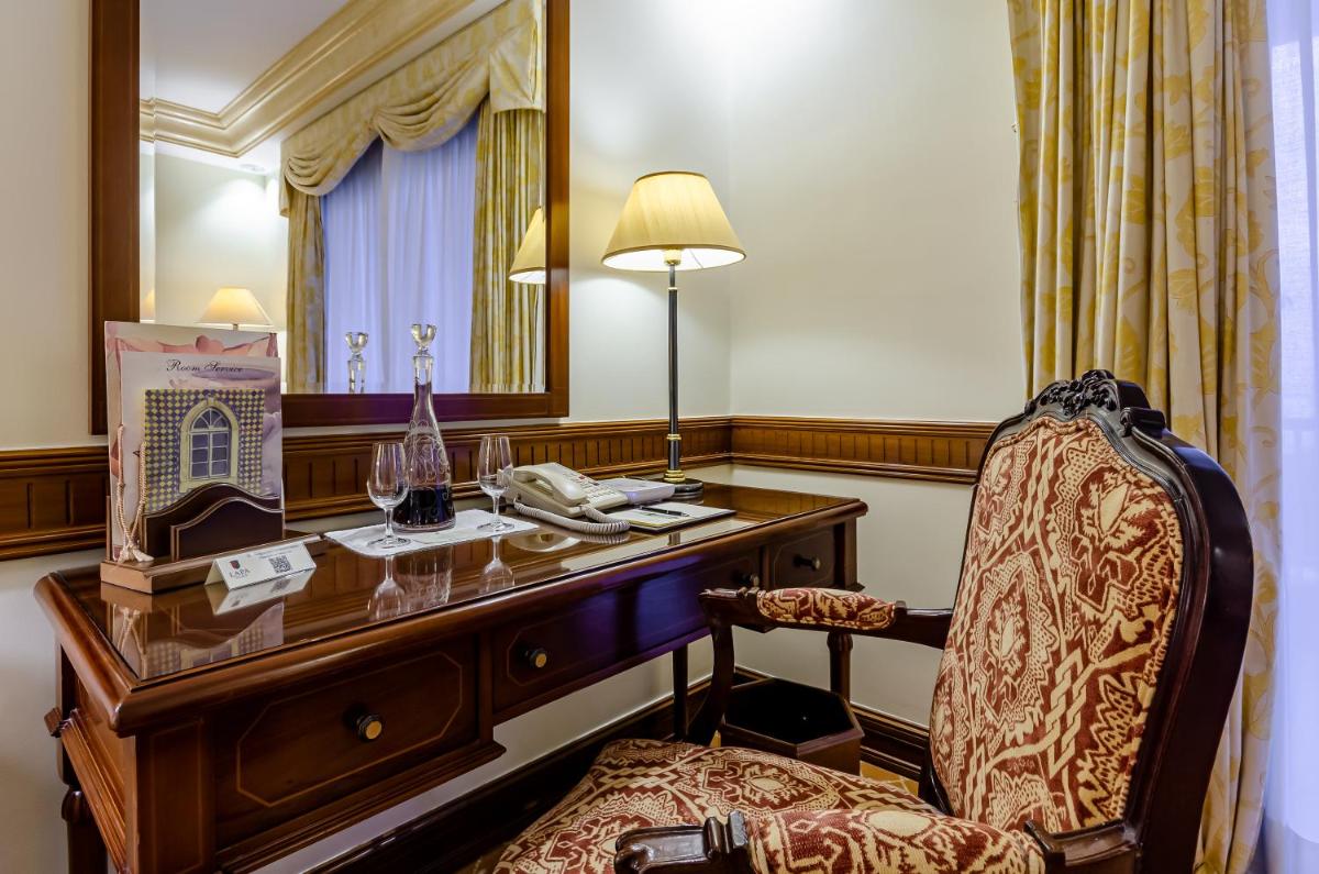 Uma área de estar em Olissippo Lapa Palace – The Leading Hotels of the World
