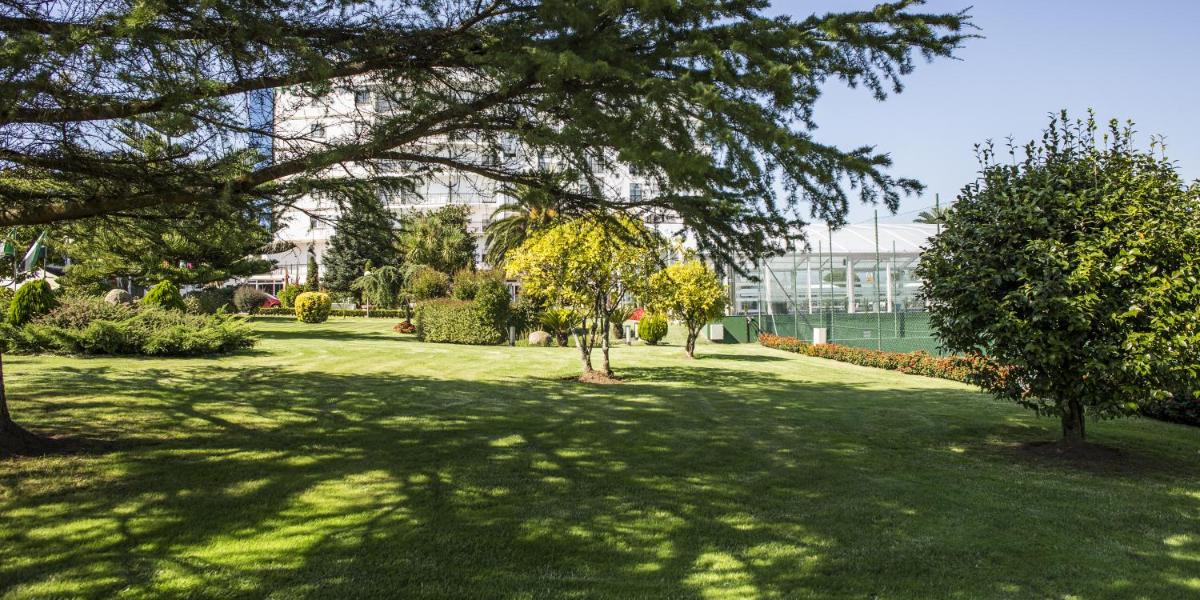 Jardín al aire libre en Nuevo Astur Spa