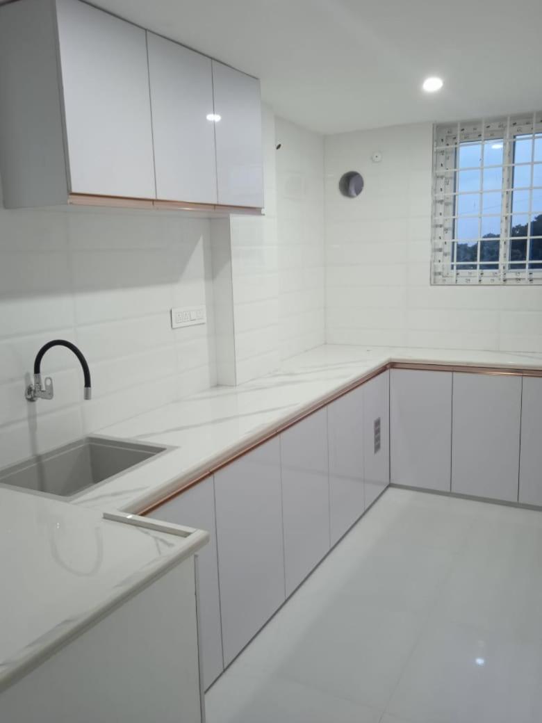 Purple suites - Housity