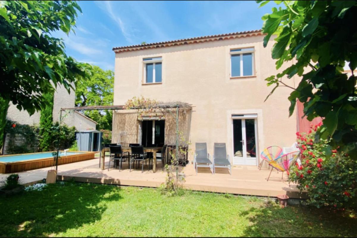Suitetrails - Magnificent House With Garden And Pool