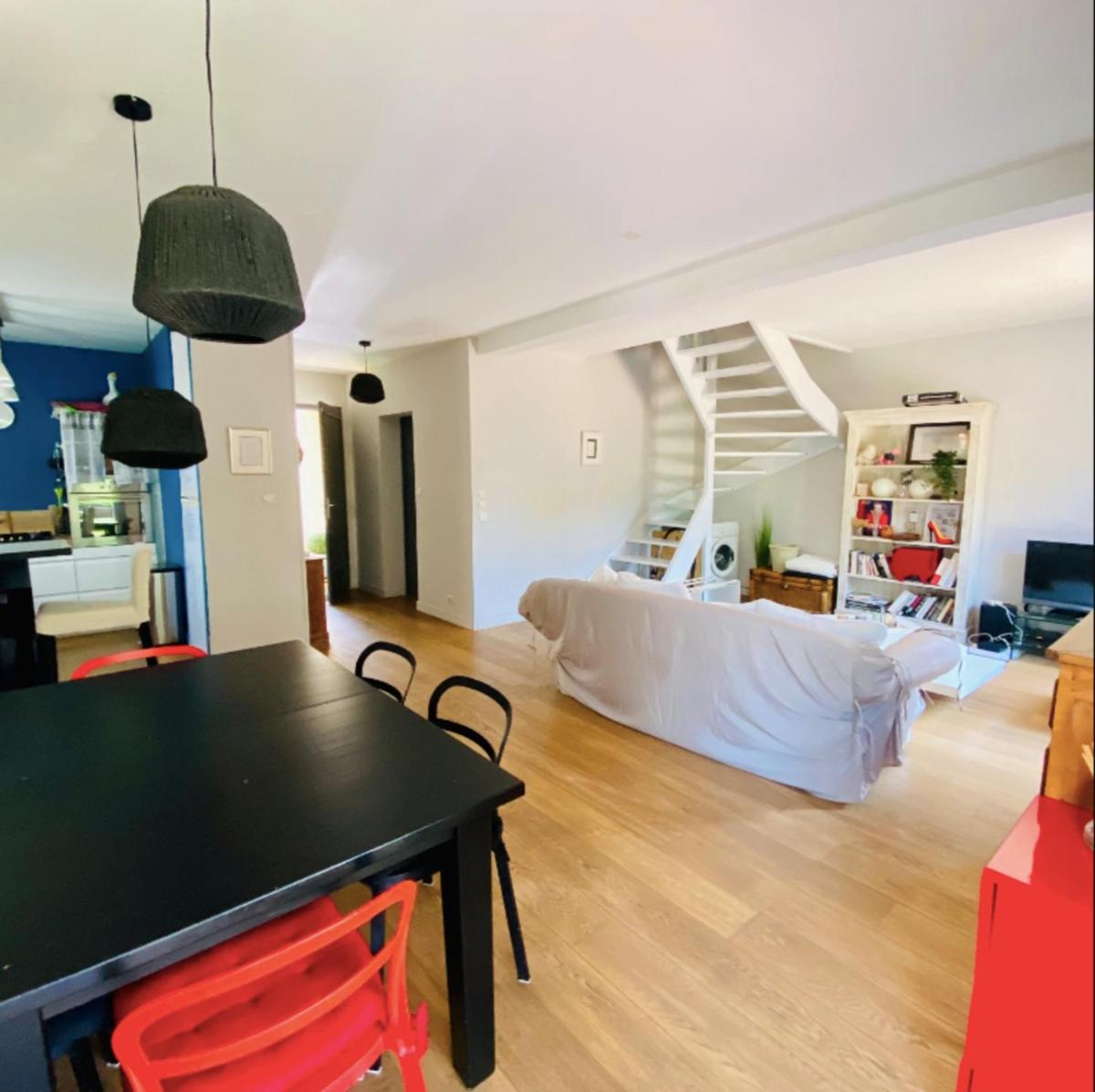 Suitetrails - Magnificent House With Garden And Pool