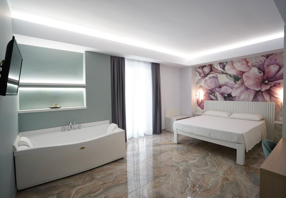 Harmony Tropea Rooms & Suites - Housity
