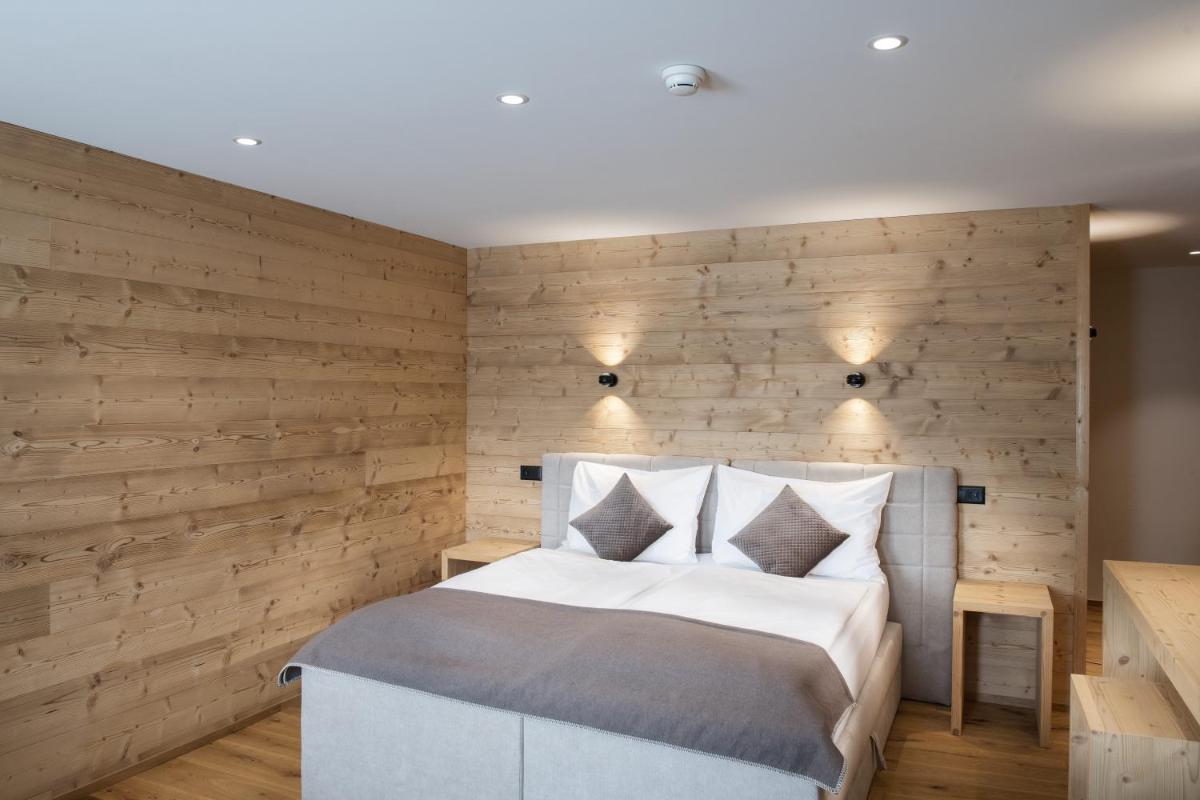 Ak Hotel - Housity