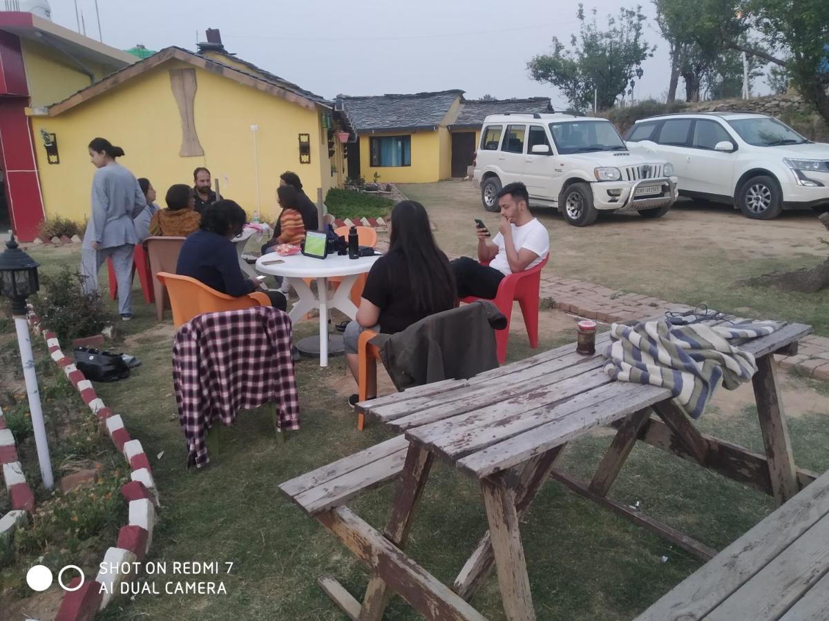 Garhwal House - Housity