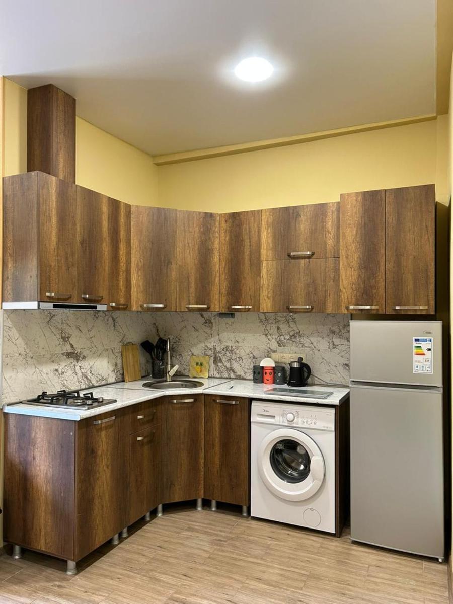 Hotel Mirioni - Housity