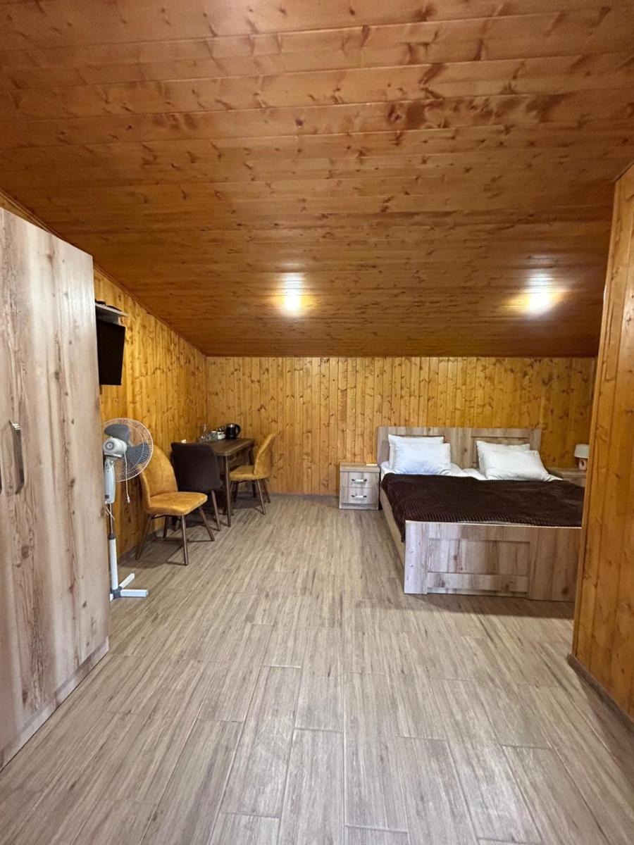 Hotel Mirioni - Housity