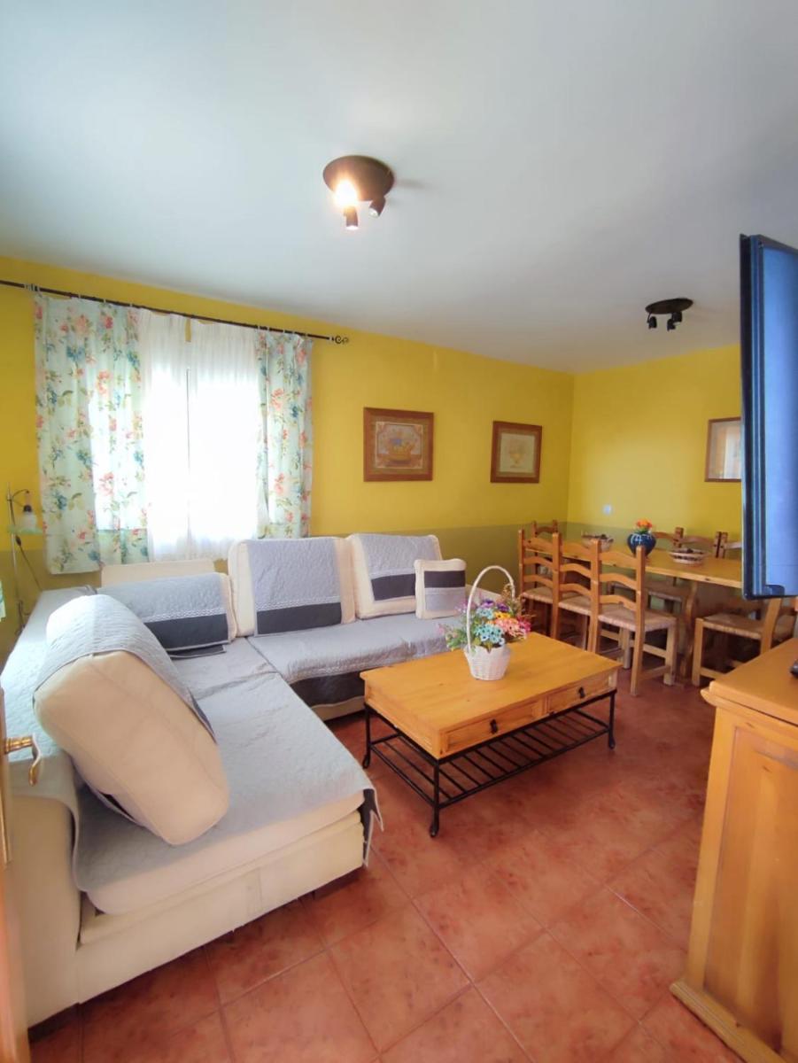 Casa Rural Los Riscos de Gredos - Housity