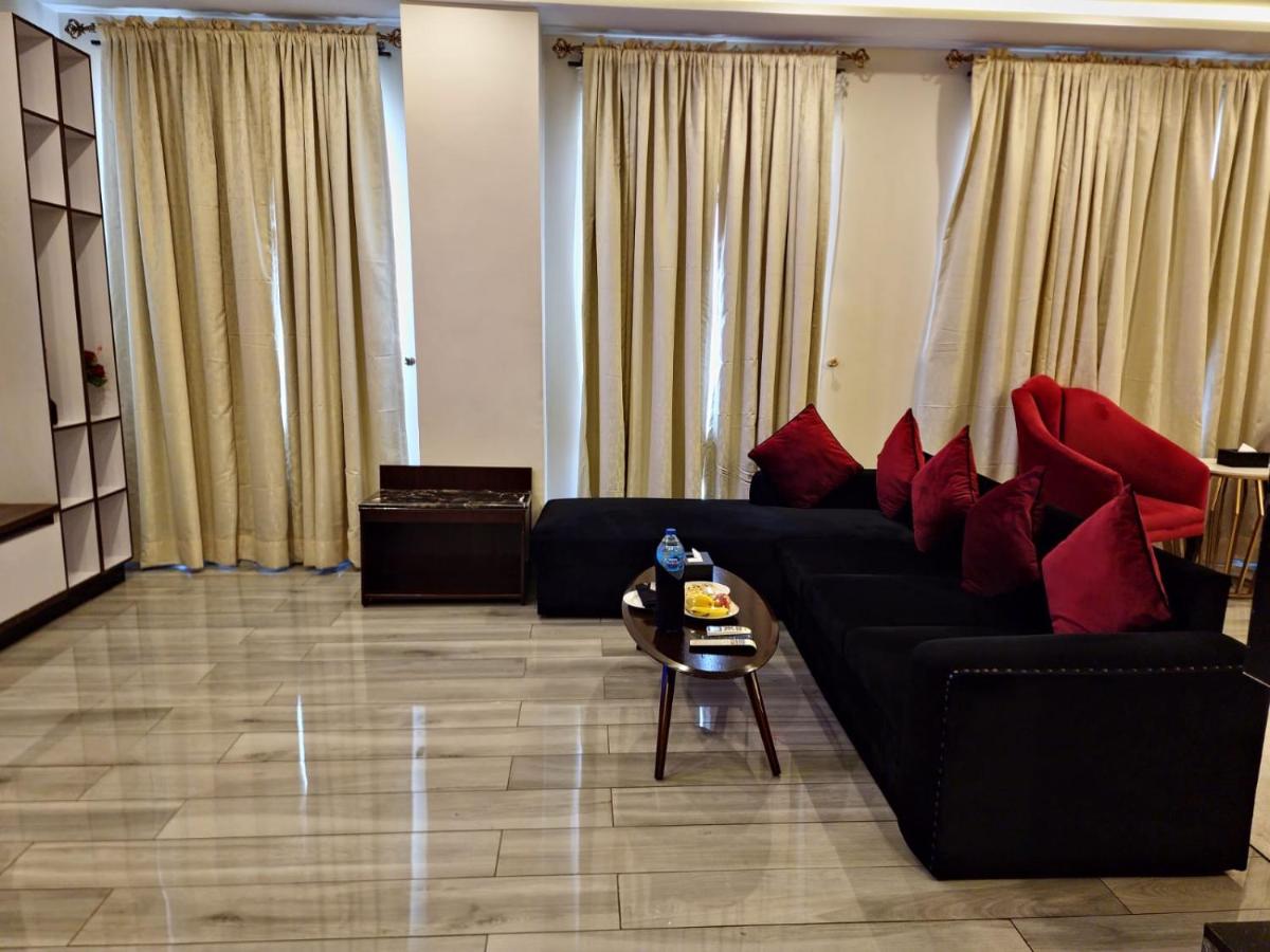 Belmorris Hotels & Resorts - Housity