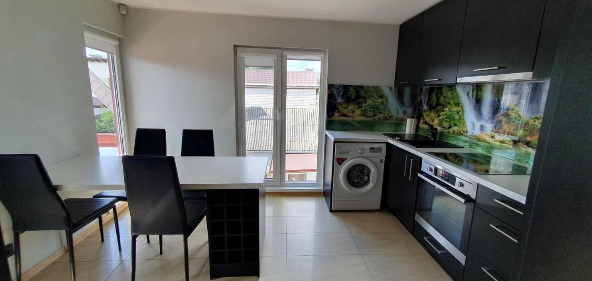 ŠILAINIŲ APARTAMENTAI - Housity