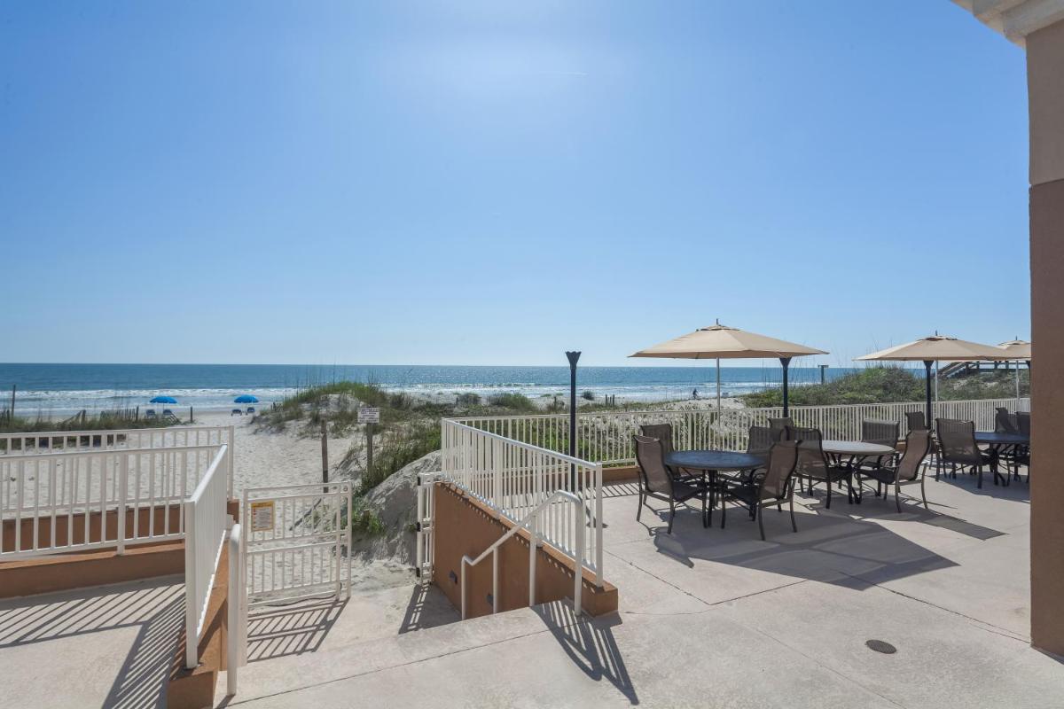 Courtyard by Marriott Jacksonville Beach Oceanfront - Housity