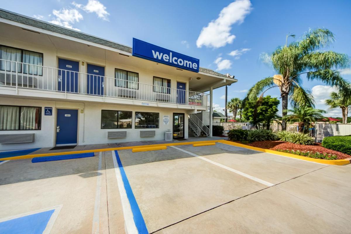 Motel 6-Lakeland, FL - Housity
