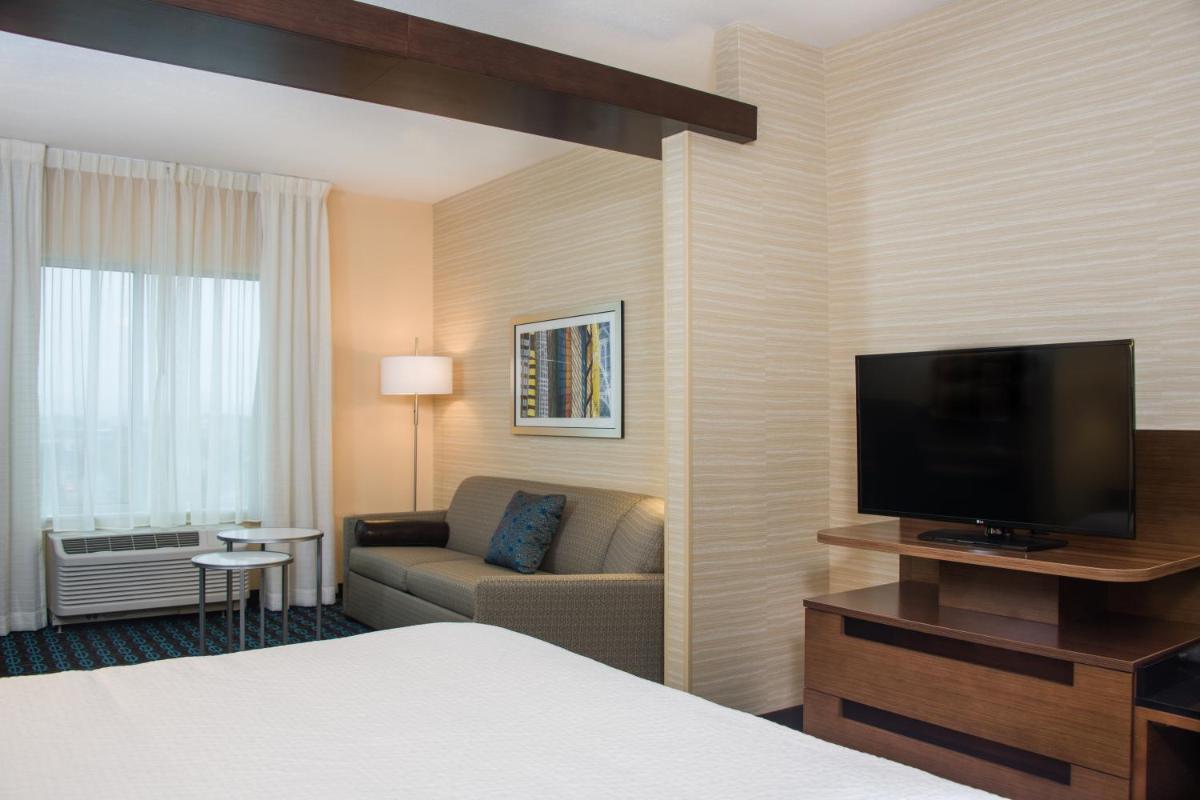 Fairfield Inn & Suites by Marriott Dayton - Housity