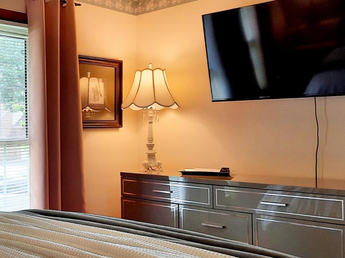 Keeneland Saddle Club - Housity