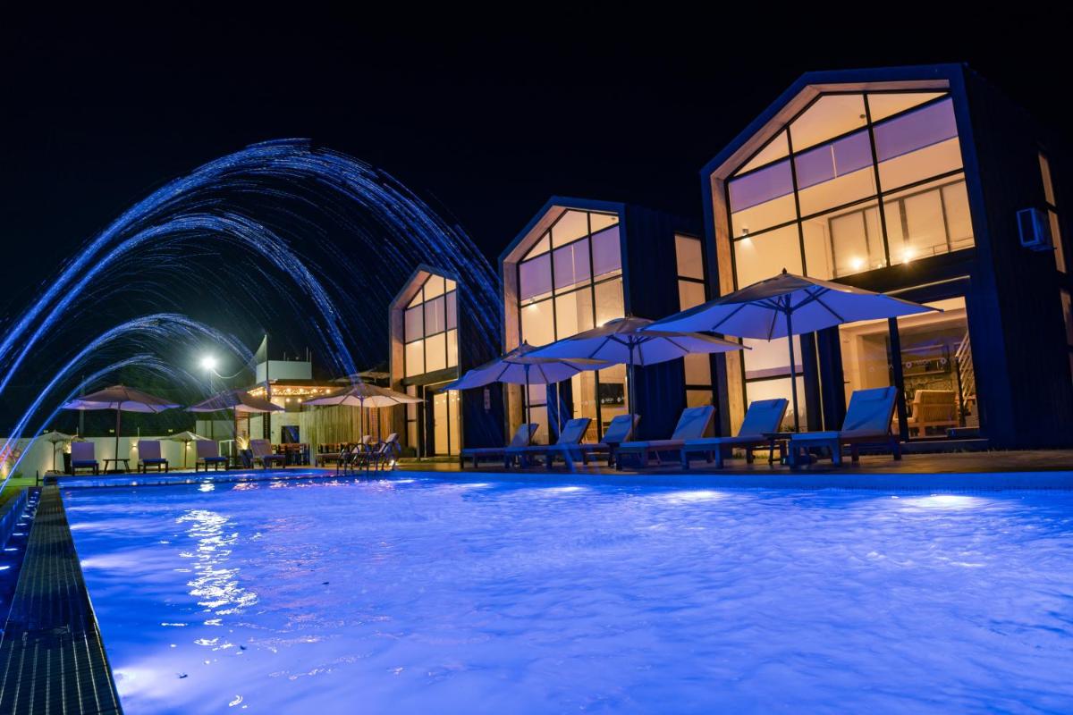 Awqa Loft & Camp - Housity