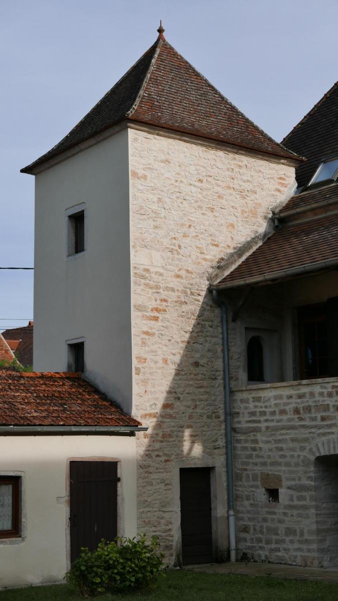 La Tour Carrée - Housity