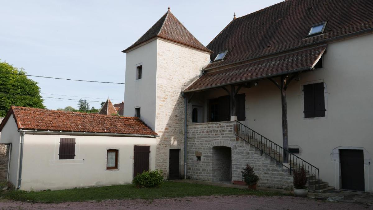 La Tour Carrée - Housity