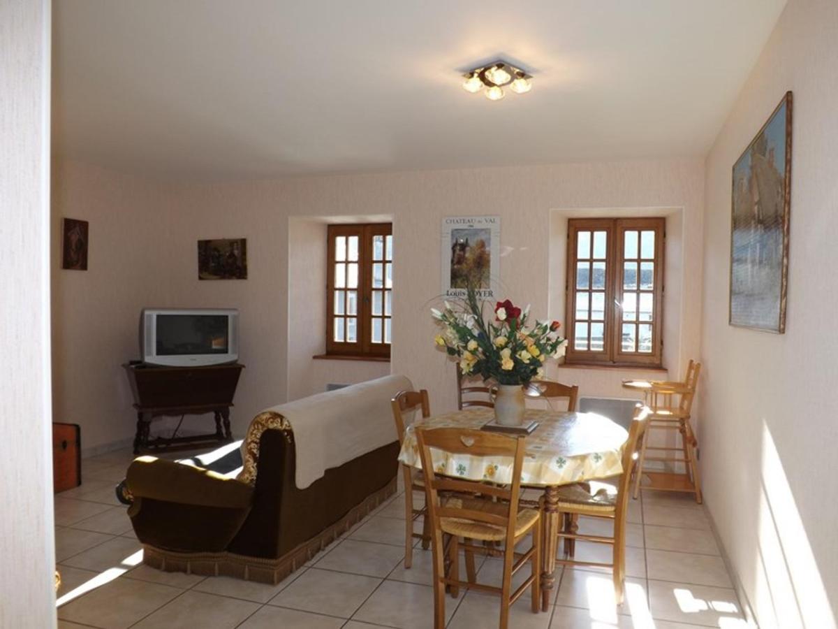 Gîte Authentique, 2 Ch, Jardin Privé, Proche Activités Nature et Lac - FR-1-742-93 - Housity