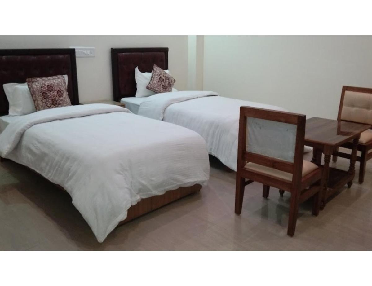Hotel Beena Residency, Ayodhya - Housity