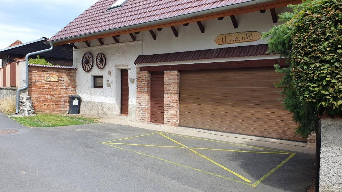 U Jelínků - Housity