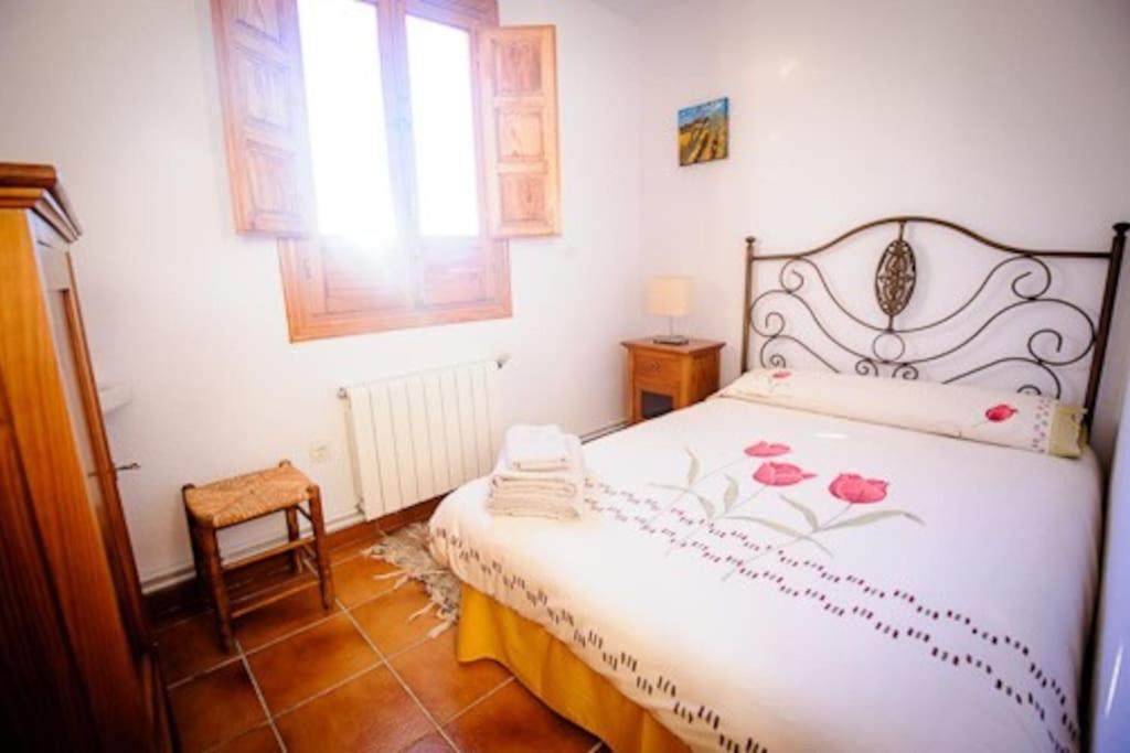 Casa Rural El Olivo. Alpujarra. - Housity