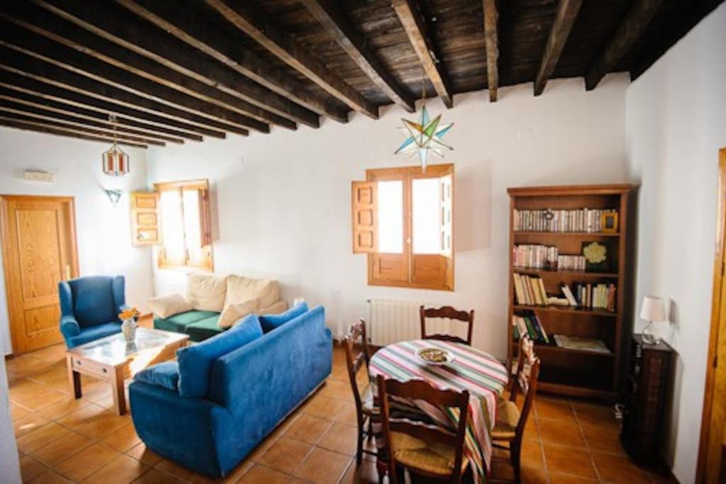 Casa Rural El Olivo. Alpujarra. - Housity