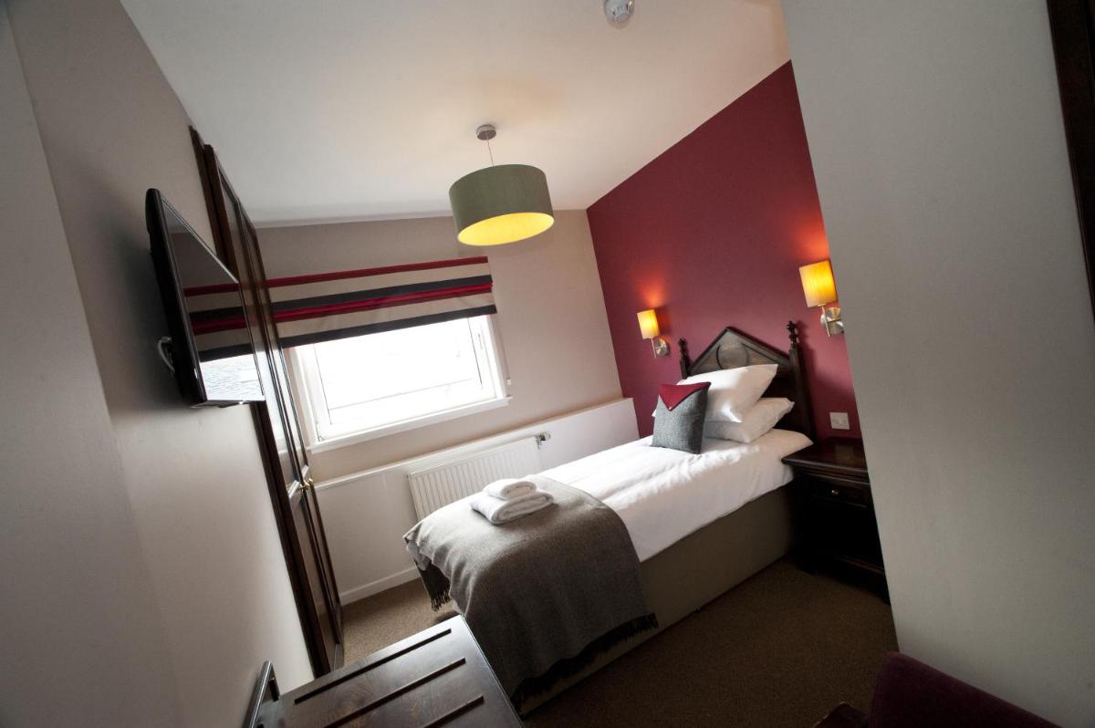 The Crown Inn - Housity
