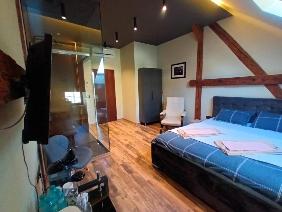 Apartament Eminescu 1 - Housity