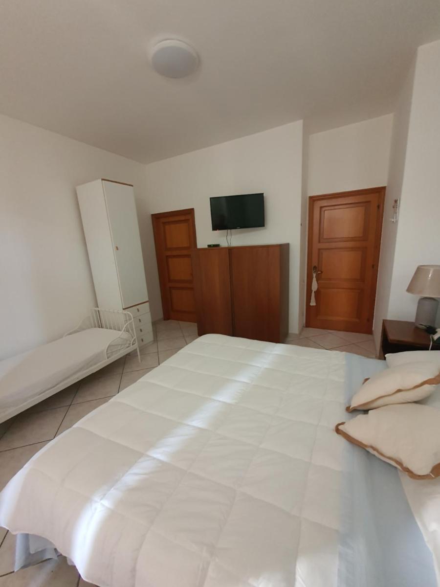 NEL BLU - Housity