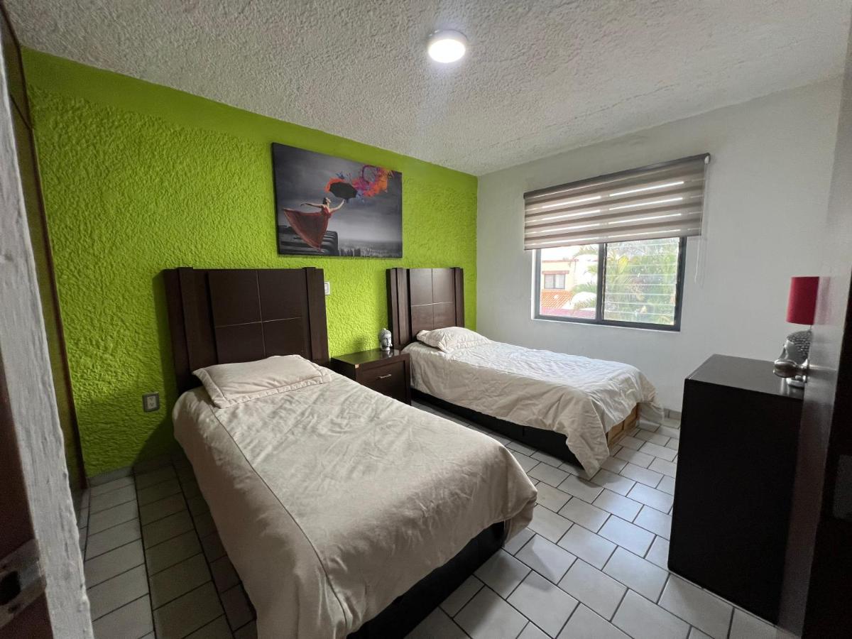 Casa con Alberca - Housity