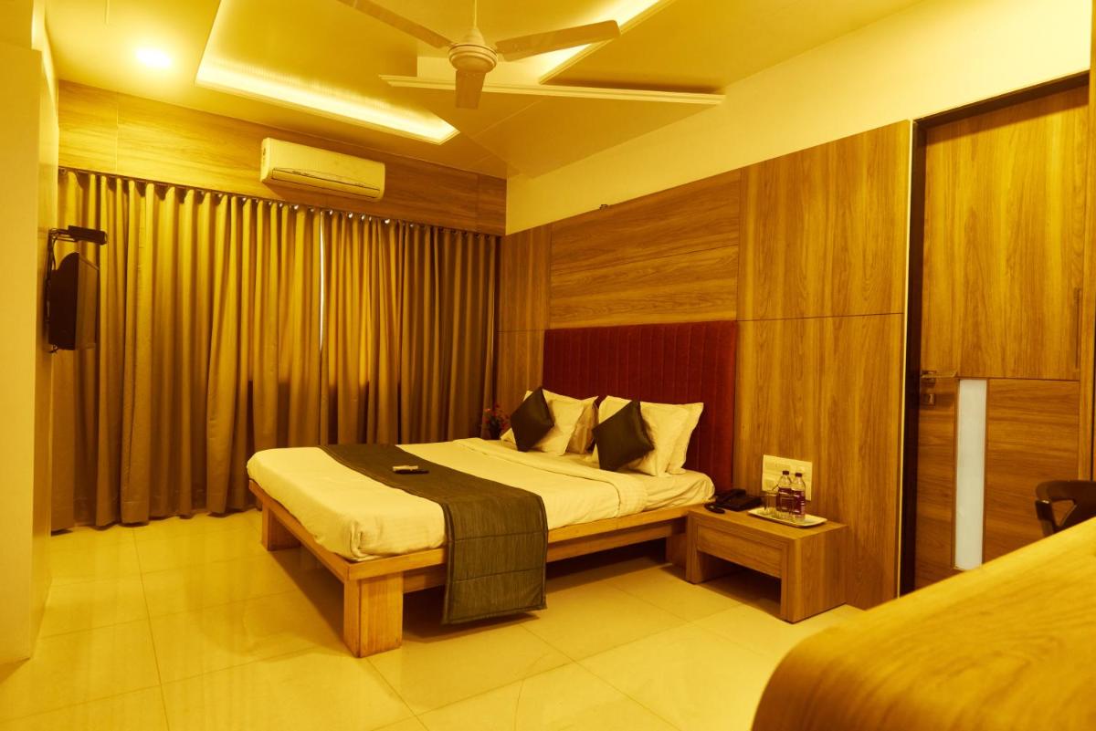 Hotel Anand Heritage - Housity