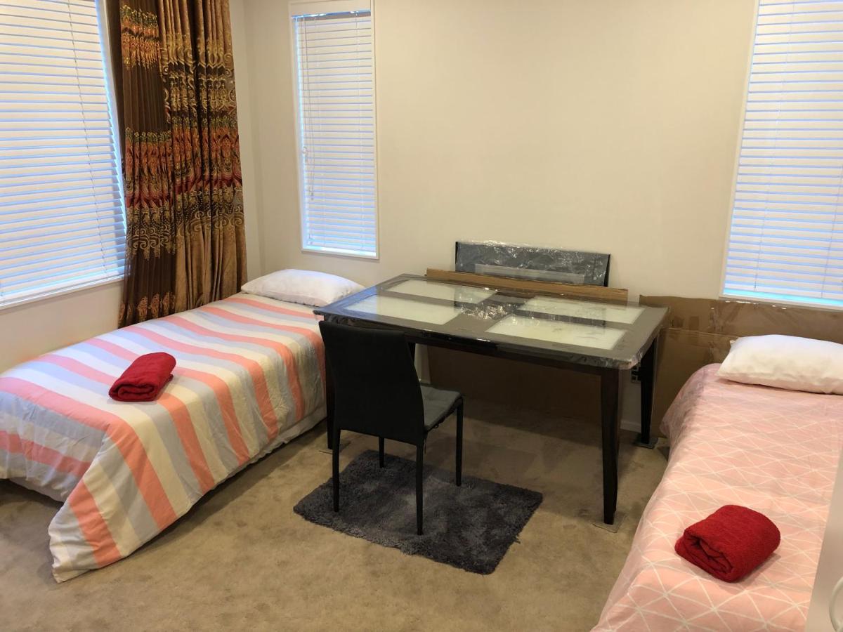Brand new bedroom in Karaka (Auckland) - Housity