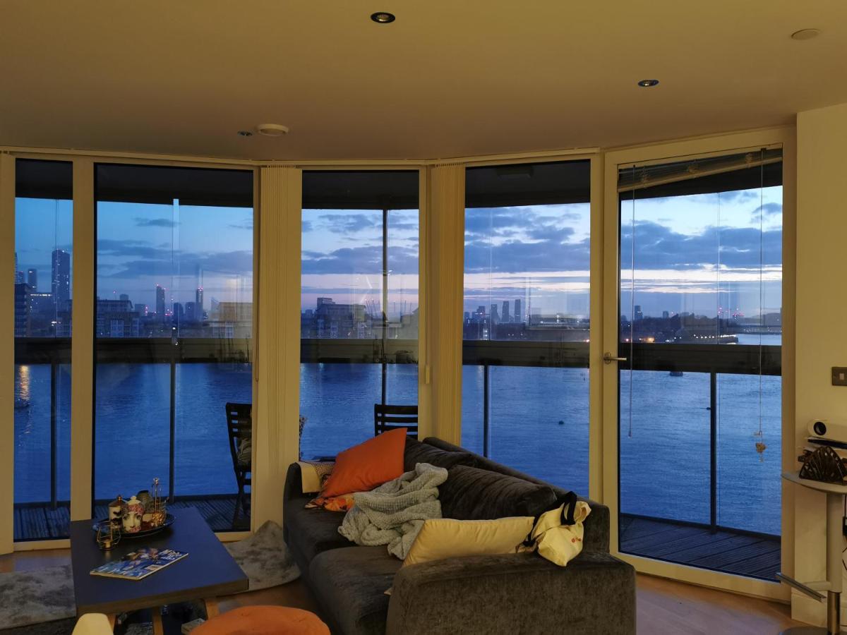 Thames River view homestay private room - Housity