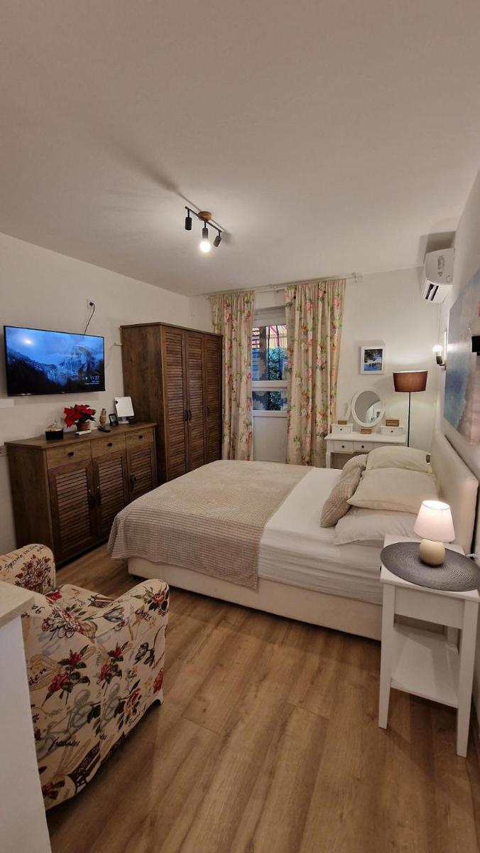 Apartment Melody - Housity