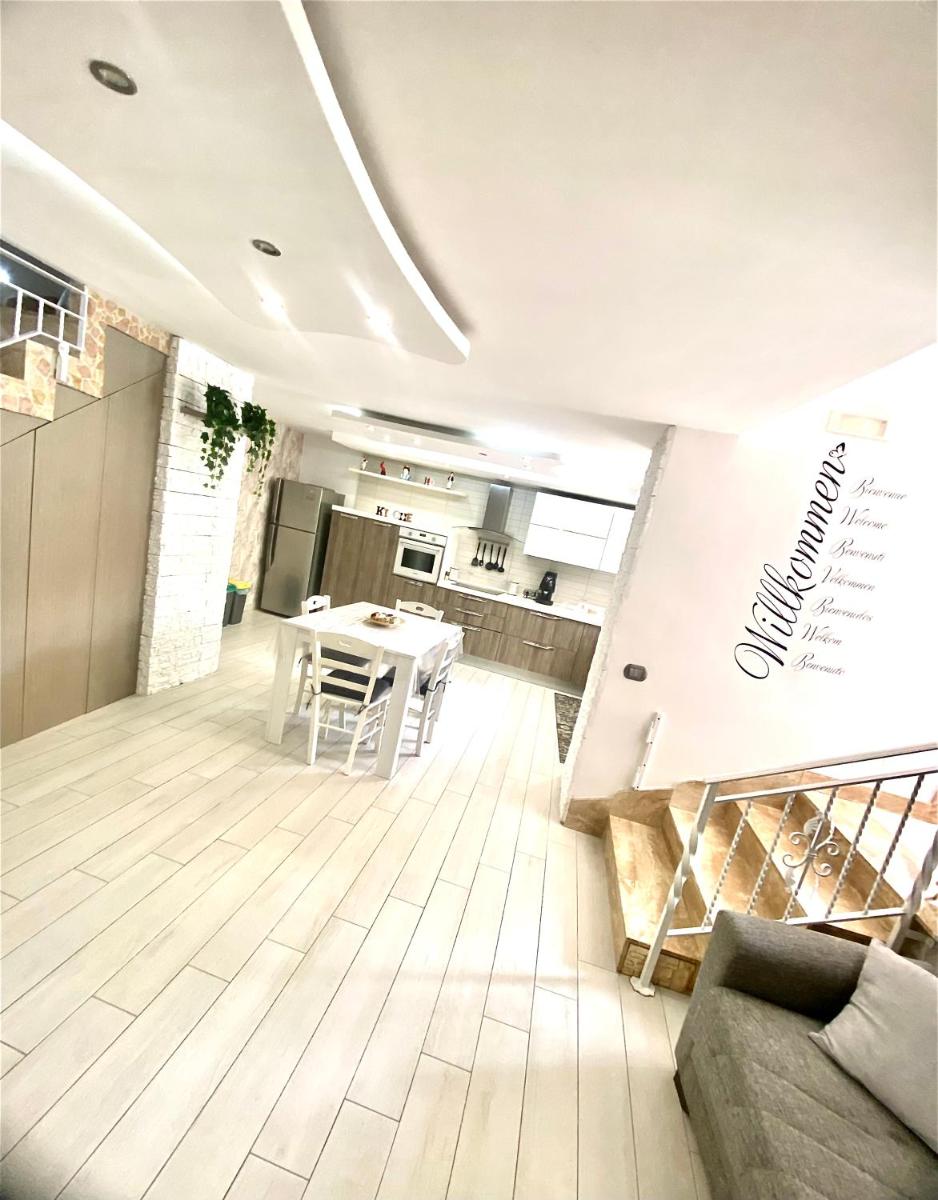 DALY home intero appartamento - Housity