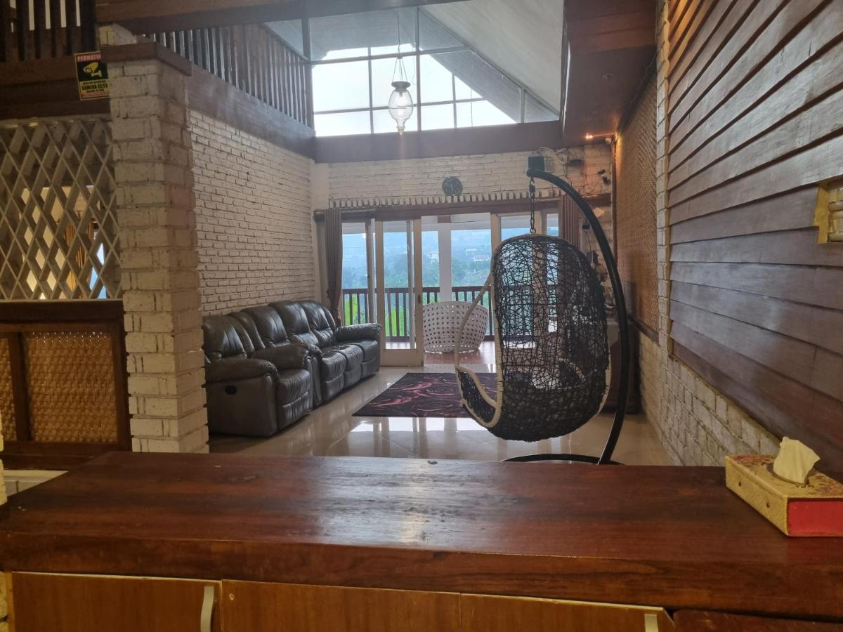 Kirana Guest House Bandung - Hizvo