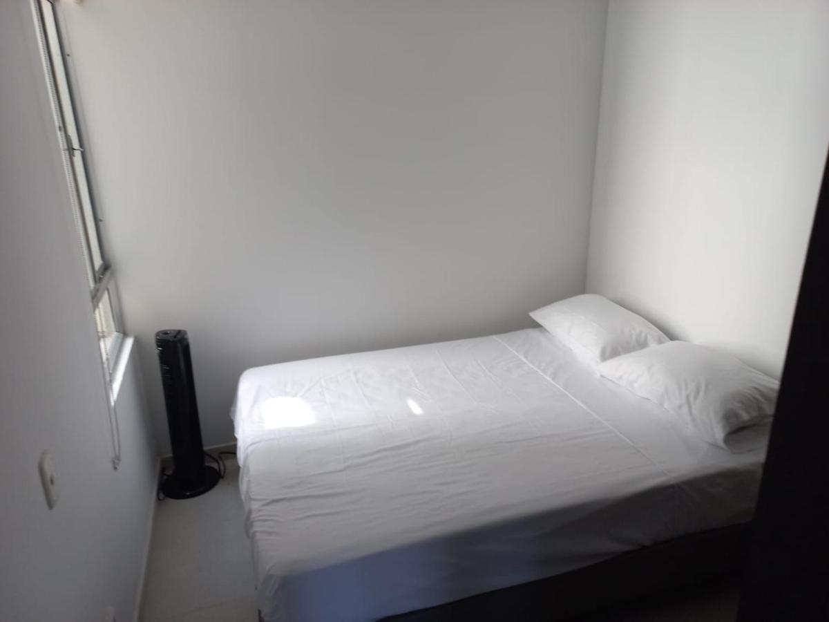 APTO CON PISCINA y PARQUEADERO EN REMANSOS DE LILI - Housity