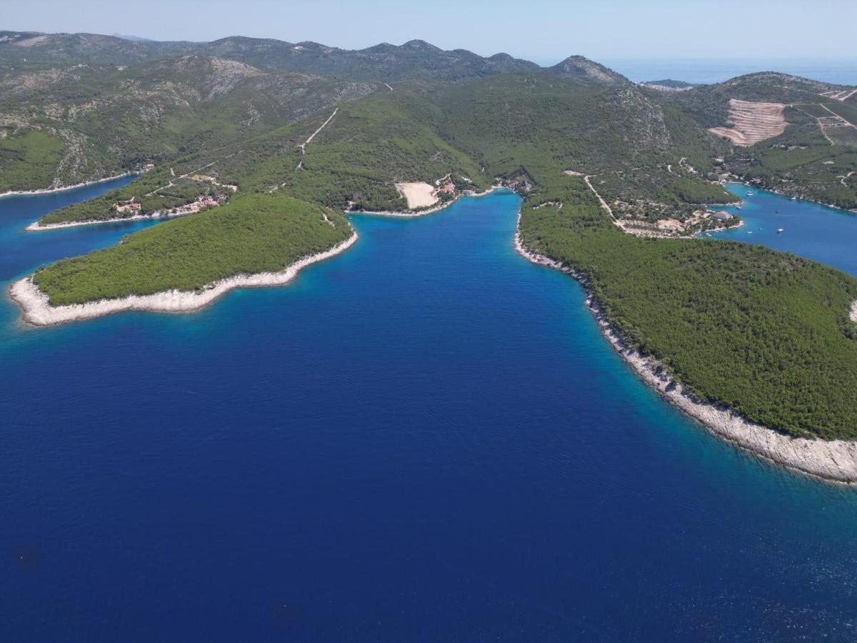 Primitivo Bay Hvar - Housity