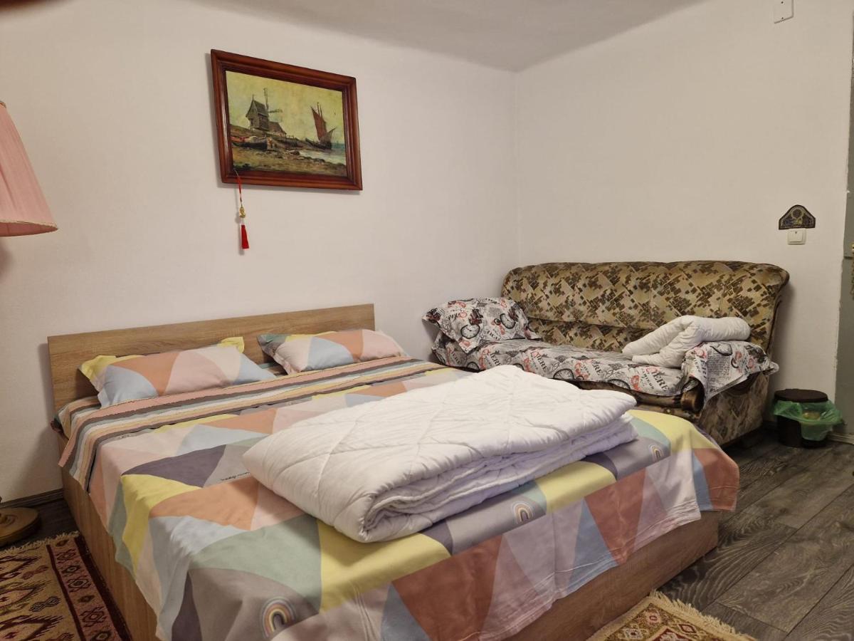 Casa bunicilor din Leresti - Housity