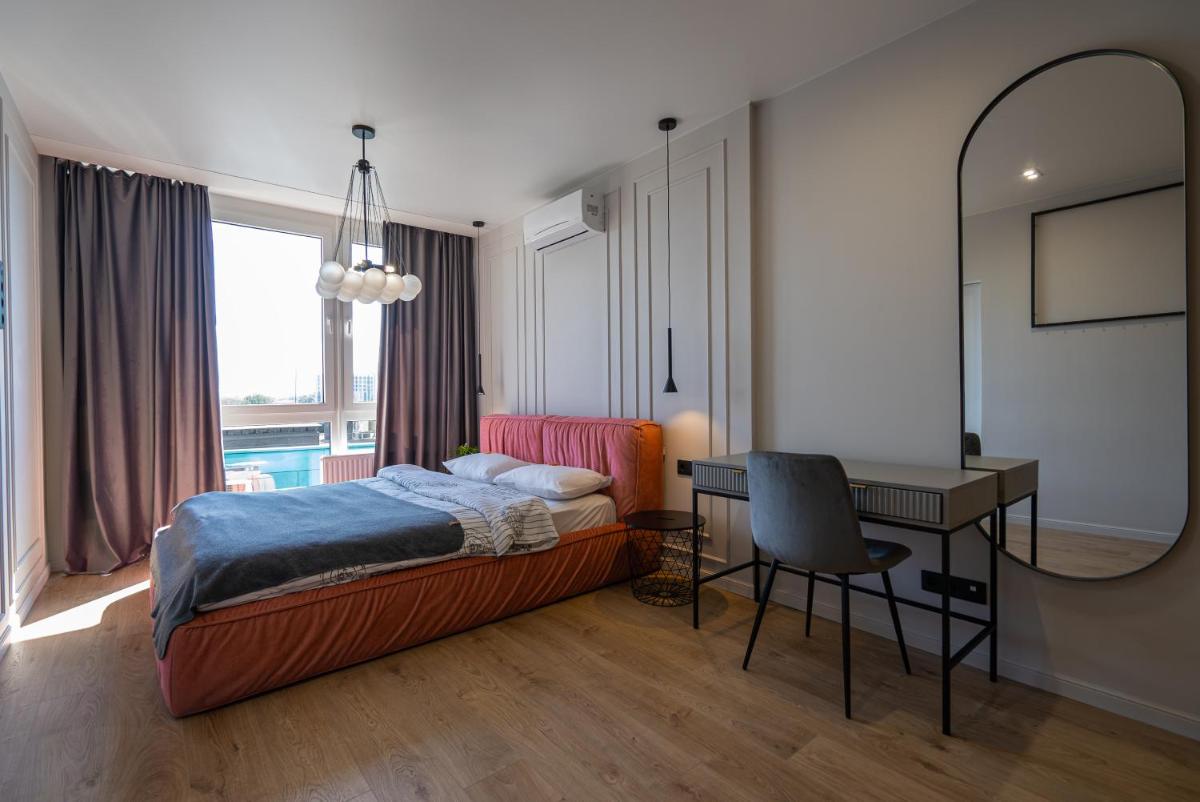 Slavutich ECOLOFT studios - Housity