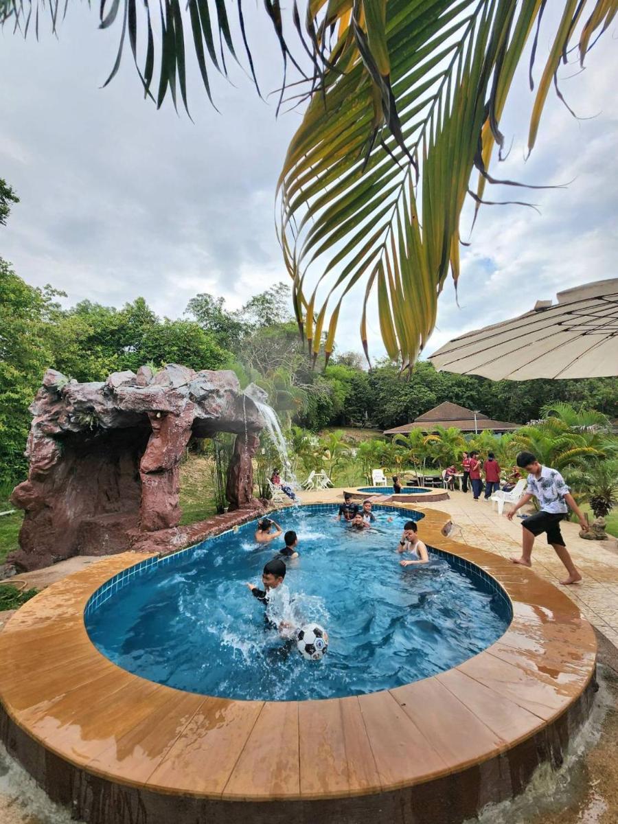 สงขลาคีรี รีสอร์ท SongkhlaKeeree Resort - Housity