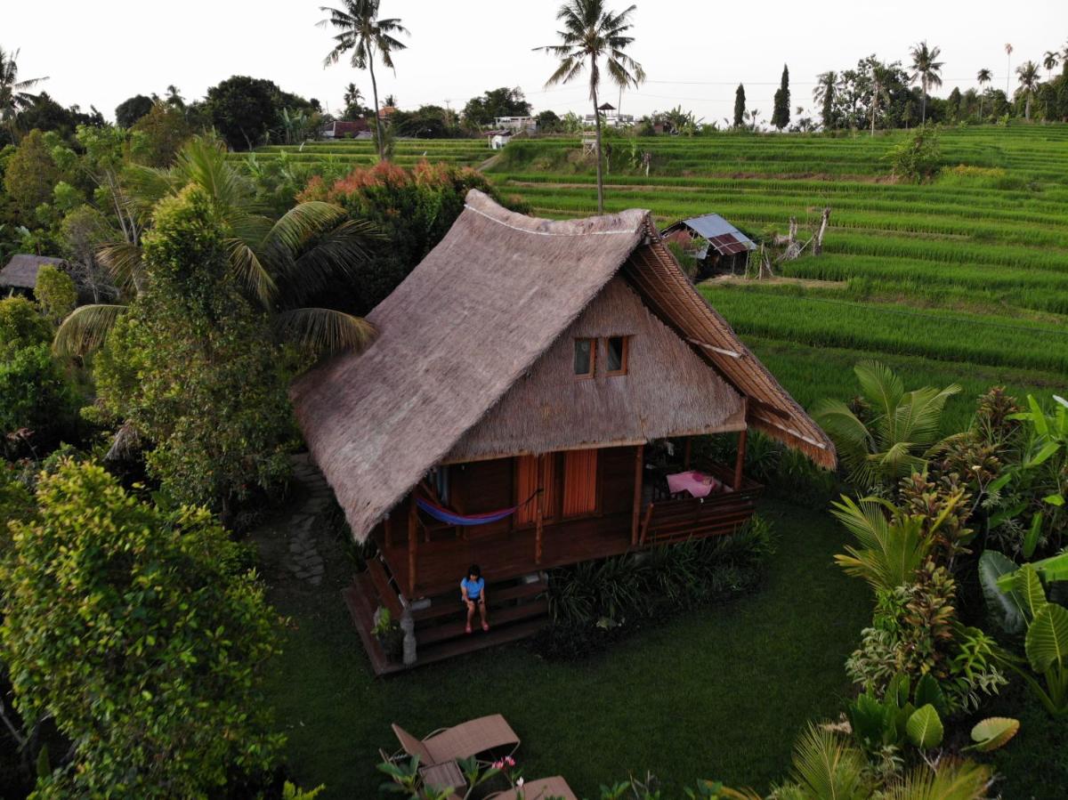 Cute Eco Cottage Near 7 Waterfalls - Housity