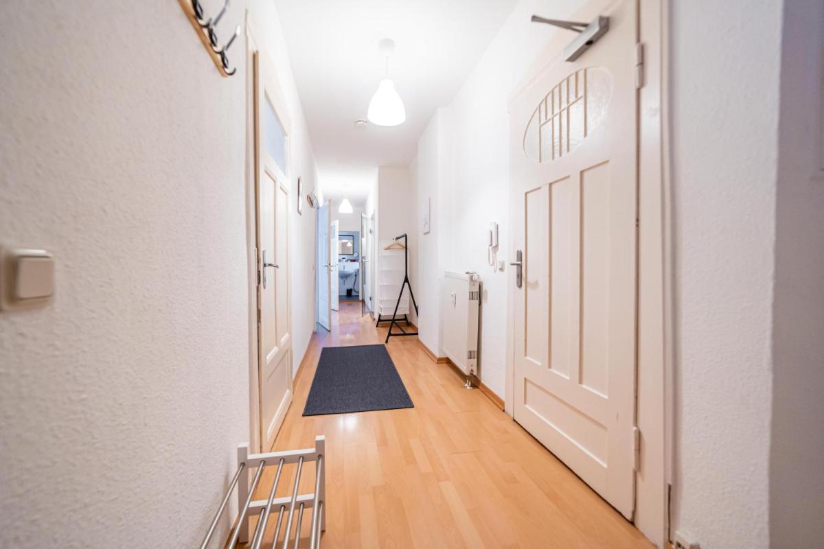 FullHouse - Erfurt - M18 Apartments - Fahrstuhl - SmartTV - Marktlage - Housity