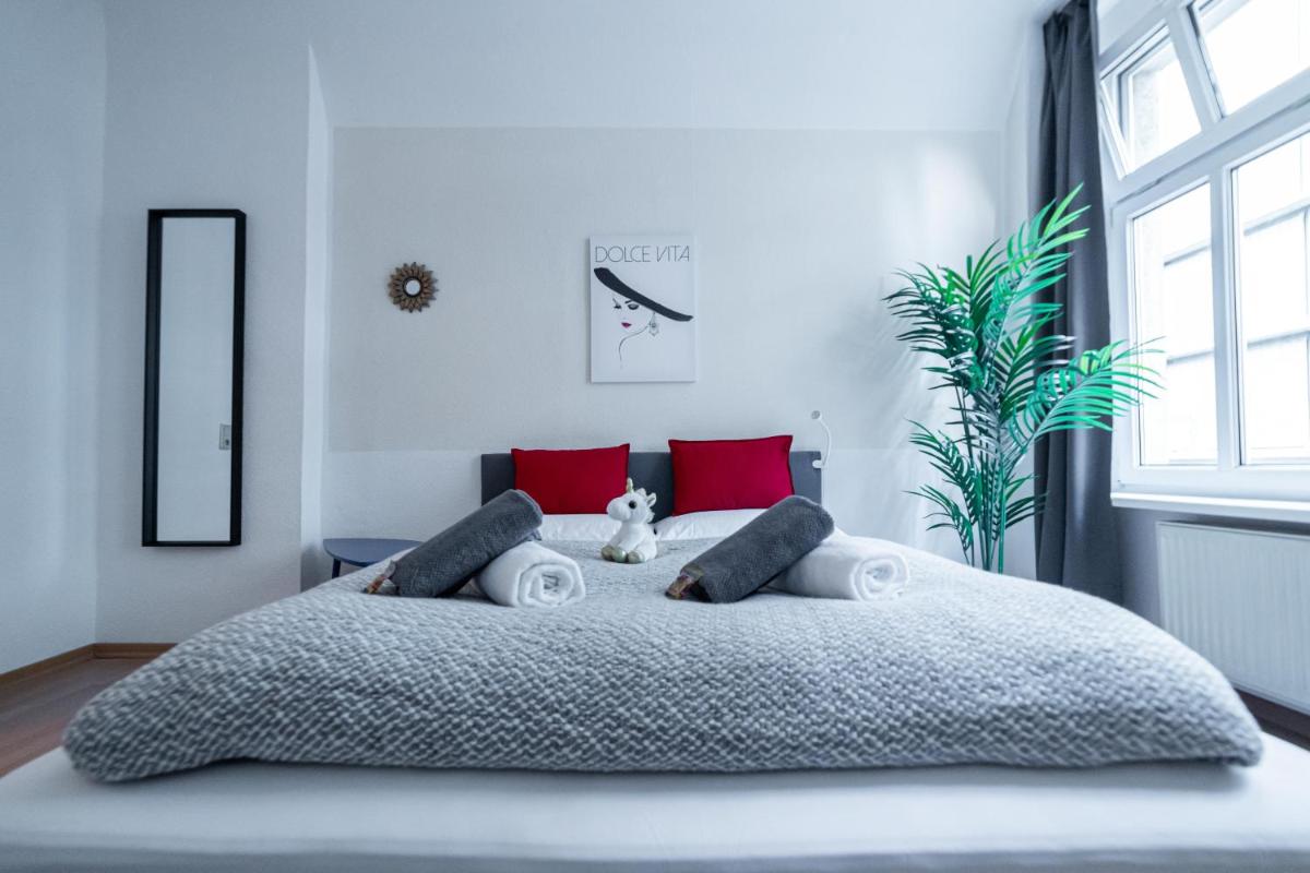 FullHouse - Erfurt - M18 Apartments - Fahrstuhl - SmartTV - Marktlage - Housity