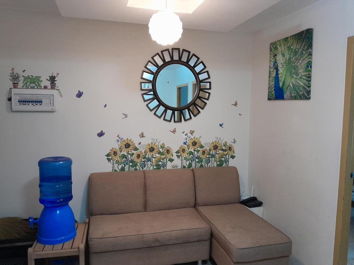 2BR Condo fully furnished @ 8 Spatial Maa rd - Hizvo