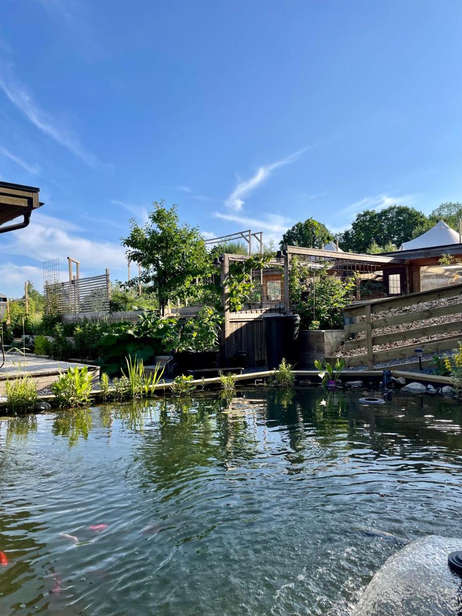 Vättervy Glamping- Ravinstuga - Housity