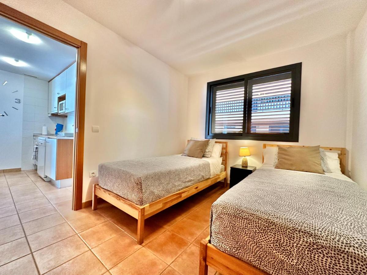Black Rock Apartment - Housity