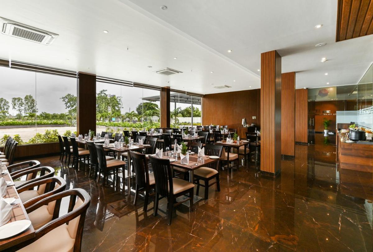 Effotel by Sayaji Sarola - Housity
