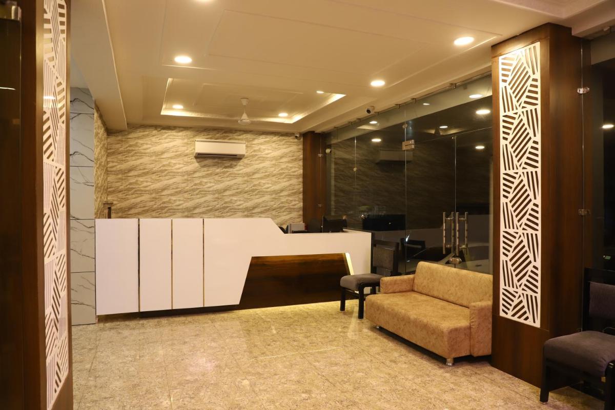 Hotel Singhnature - Housity