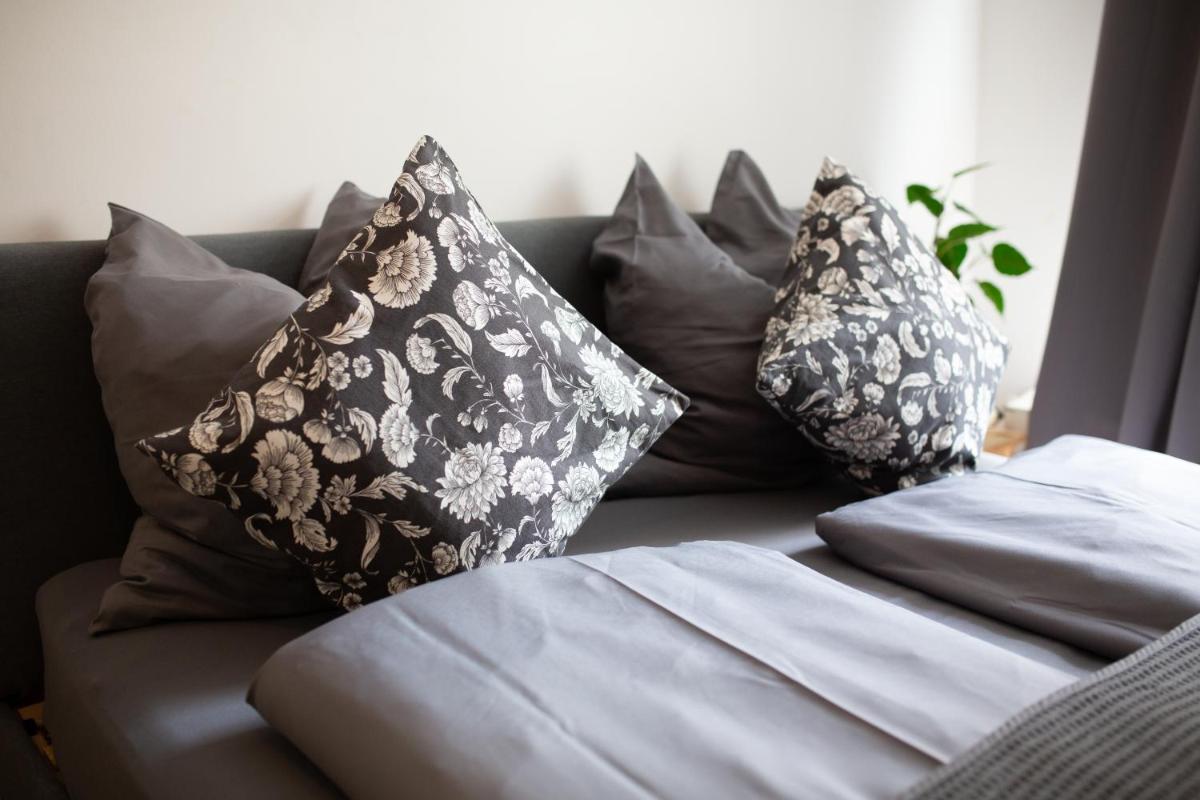 FullHouse - Halle - F38 - Nespresso - SmartTV - Housity